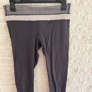 Lulu lemon cropped leggings size 6